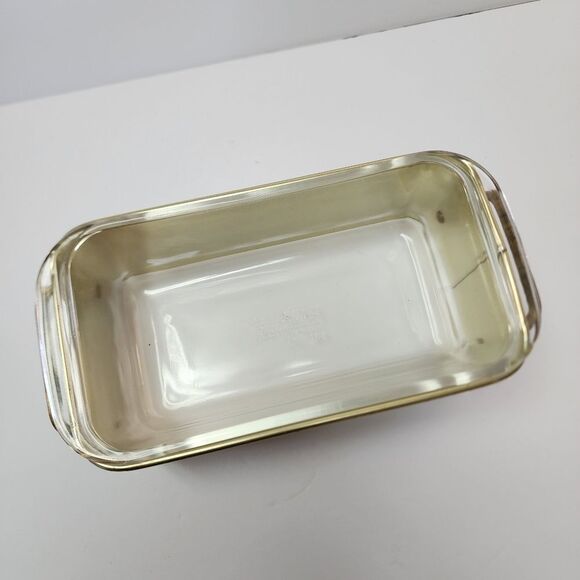 Vintage 1981 Teleflora England Harvest Metal Holder with a Pyrex 213 1.5-quart - Picture 3 of 7